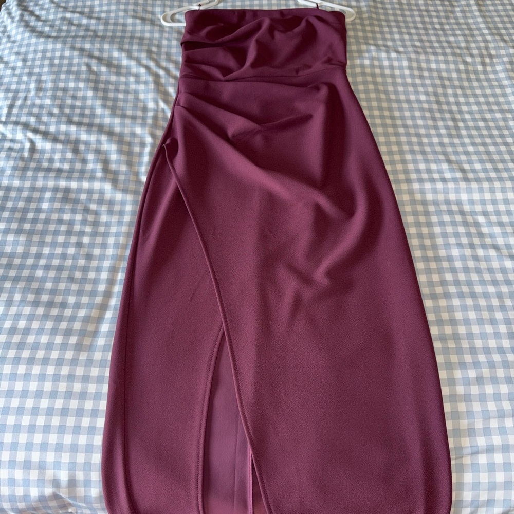 Abercrombie and fitch Strapless Burgundy Midi Dress